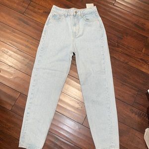 Zara jeans high rise . Light color